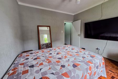 Casa à venda com 132m², 3 quartos e 2 vagas