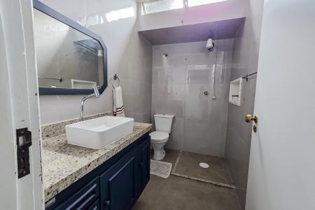 Casa à venda com 132m², 3 quartos e 2 vagas