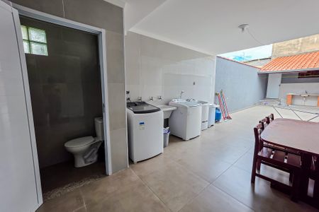 Casa à venda com 132m², 3 quartos e 2 vagas