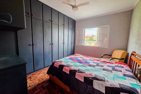 Casa à venda com 132m², 3 quartos e 2 vagas