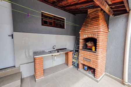 Casa à venda com 132m², 3 quartos e 2 vagas