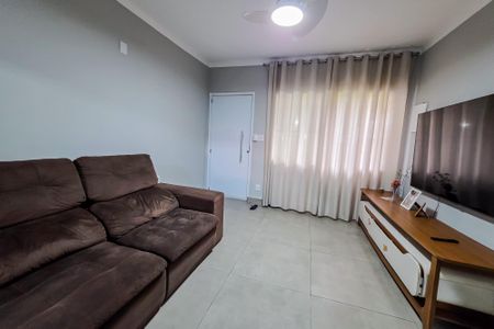 Casa à venda com 132m², 3 quartos e 2 vagas