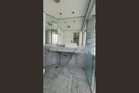 Apartamento à venda com 150m², 1 quarto e 2 vagasBanheiro da Suíte