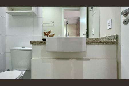 Studio à venda com 38m², 1 quarto e 1 vaga Studio à venda com 38m², 1 quarto e 1 vagaBanheiro