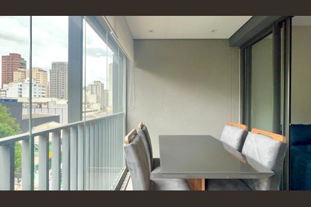 Varanda de kitnet/studio à venda com 1 quarto, 38m² em Pinheiros, São Paulo