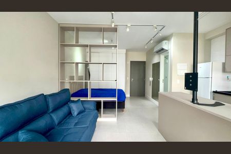 Studio à venda com 38m², 1 quarto e 1 vaga Studio à venda com 38m², 1 quarto e 1 vagaSala