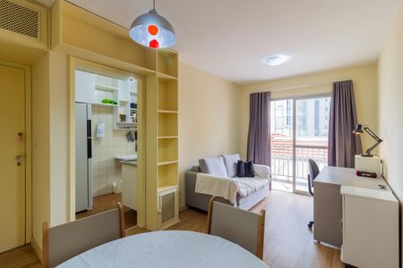 Sala de apartamento para alugar com 1 quarto, 43m² em Pinheiros, São Paulo