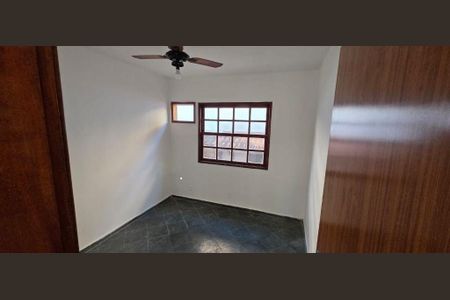 Casa à venda com 2 quartos, 69m² em Sapê, Niterói