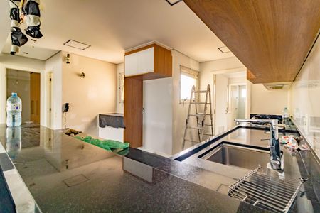 Apartamento para alugar com 142m², 4 quartos e 3 vagas