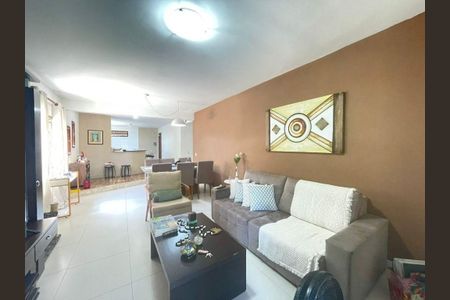 Casa à venda com 2 quartos, 127m² em Piratininga, Niterói