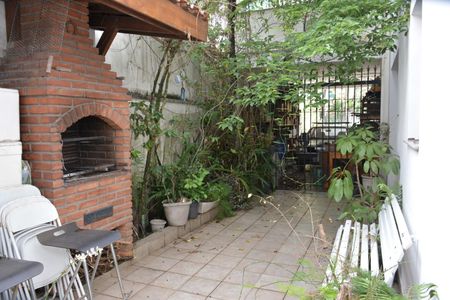 Casa à venda com 192m², 3 quartos e 2 vagas