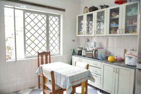 Casa à venda com 192m², 3 quartos e 2 vagas