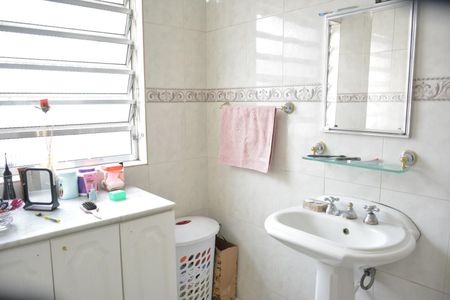 Casa à venda com 192m², 3 quartos e 2 vagas