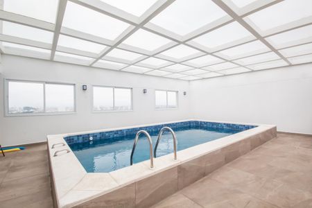 Apartamento à venda com 61m², 2 quartos e 1 vagaÁrea comum - Piscina