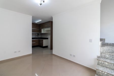 Casa de condomínio para alugar com 112m², 3 quartos e 1 vaga Casa de condomínio para alugar com 112m², 3 quartos e 1 vagaSala