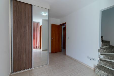 Casa de condomínio para alugar com 112m², 3 quartos e 1 vaga Casa de condomínio para alugar com 112m², 3 quartos e 1 vagaSuíte 1