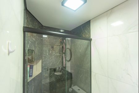 Apartamento à venda com 46m², 2 quartos e 1 vagaBanheiro 