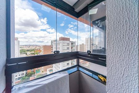 Apartamento à venda com 46m², 2 quartos e 1 vagaVaranda de Serviço