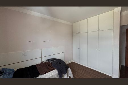 Apartamento à venda com 173m², 3 quartos e 2 vagas Apartamento à venda com 173m², 3 quartos e 2 vagasQuarto 1