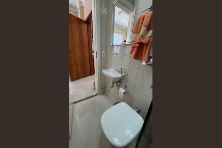 Apartamento à venda com 173m², 3 quartos e 2 vagas Apartamento à venda com 173m², 3 quartos e 2 vagasÁrea de Serviço - Banheiro