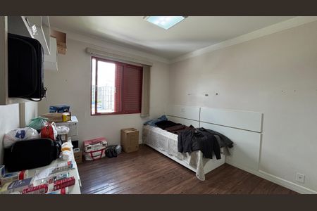 Apartamento à venda com 173m², 3 quartos e 2 vagas Apartamento à venda com 173m², 3 quartos e 2 vagasQuarto 1