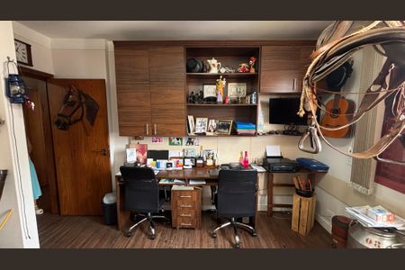 Apartamento à venda com 173m², 3 quartos e 2 vagas Apartamento à venda com 173m², 3 quartos e 2 vagasQuarto 2