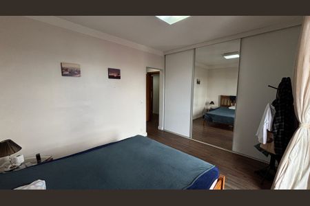 Apartamento à venda com 173m², 3 quartos e 2 vagas Apartamento à venda com 173m², 3 quartos e 2 vagasSuite