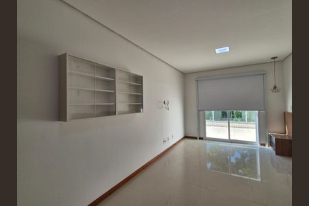 Apartamento para alugar com 300m², 4 quartos e 3 vagas Apartamento para alugar com 300m², 4 quartos e 3 vagasSuíte