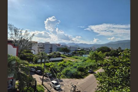 Apartamento para alugar com 300m², 4 quartos e 3 vagas Apartamento para alugar com 300m², 4 quartos e 3 vagasVista