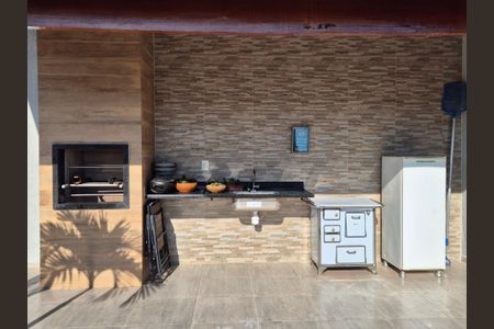 Apartamento para alugar com 300m², 4 quartos e 3 vagas Apartamento para alugar com 300m², 4 quartos e 3 vagasTerraço