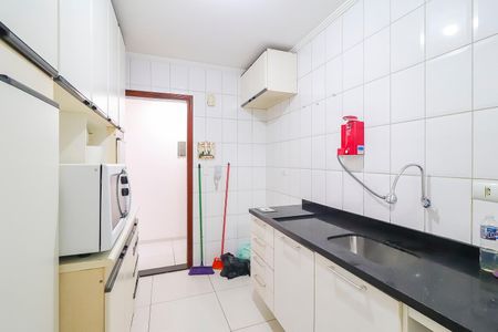 Cozinha de apartamento à venda com 2 quartos, 60m² em Itaquera, São Paulo