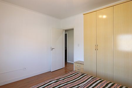 Apartamento à venda com 66m², 2 quartos e 2 vagasQuarto 1