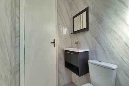 Casa à venda com 128m², 3 quartos e 2 vagasBanheiro