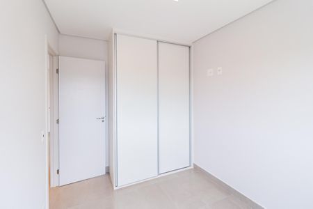 Apartamento à venda com 65m², 3 quartos e 2 vagasQuarto 2