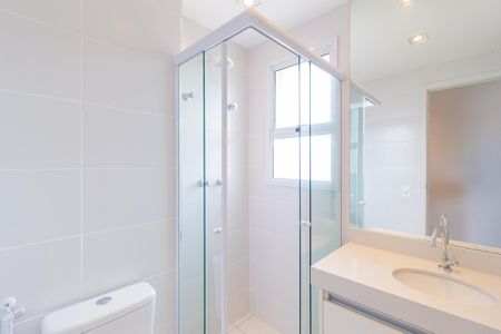 Apartamento à venda com 65m², 3 quartos e 2 vagasBanheiro da suíte