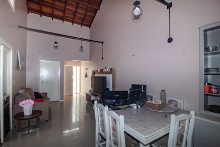 Sala de casa à venda com 2 quartos, 79m² em Aberta dos Morros, Porto Alegre