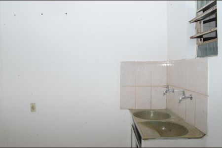 Casa para alugar com 75m², 3 quartos e sem vagaÁrea de Serviço