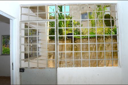 Casa para alugar com 75m², 3 quartos e sem vagaÁrea de Serviço