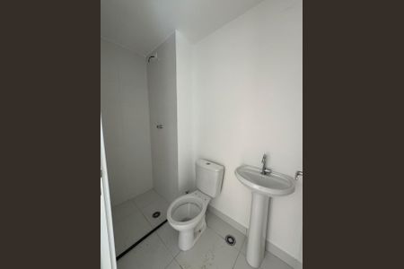 Apartamento à venda com 32m², 2 quartos e sem vaga Apartamento à venda com 32m², 2 quartos e sem vagaBanheiro