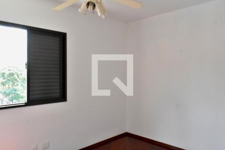Apartamento para alugar com 78m², 3 quartos e 2 vagasQuarto