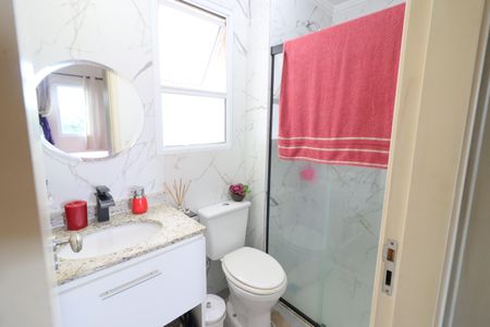Apartamento à venda com 57m², 2 quartos e 1 vagaBanheiro da Suíte 1