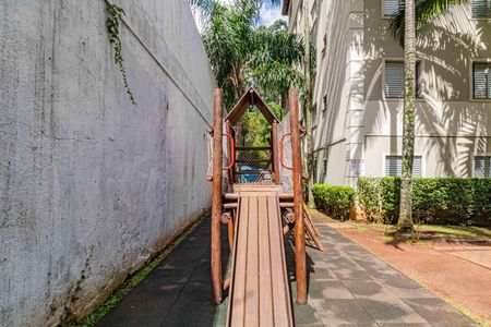 Apartamento para alugar com 69m², 3 quartos e 1 vaga Apartamento para alugar com 69m², 3 quartos e 1 vagaÁrea comum - Playground