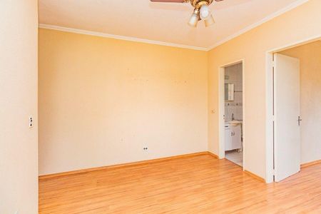 Sala  de apartamento para alugar com 1 quarto, 43m² em Morro Santana, Porto Alegre