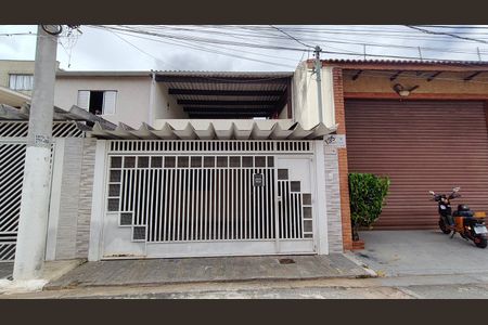 Casa à venda com 180m², 2 quartos e 2 vagas