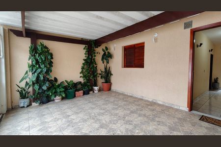 Casa à venda com 180m², 2 quartos e 2 vagas