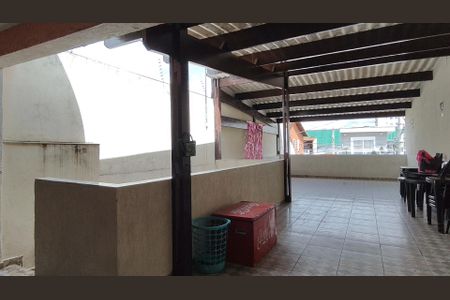 Casa à venda com 180m², 2 quartos e 2 vagas