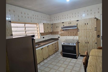Cozinha de casa para alugar com 3 quartos, 120m² em Jardim Miriam, São Paulo