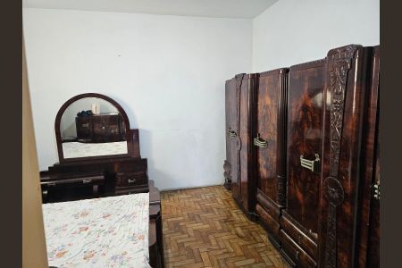 Quarto de casa para alugar com 3 quartos, 120m² em Jardim Miriam, São Paulo