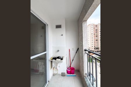 Apartamento à venda com 32m², 1 quarto e sem vaga Apartamento à venda com 32m², 1 quarto e sem vagaÁrea de Serviço