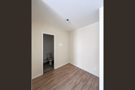 Apartamento à venda com 32m², 1 quarto e sem vaga Apartamento à venda com 32m², 1 quarto e sem vagaSala